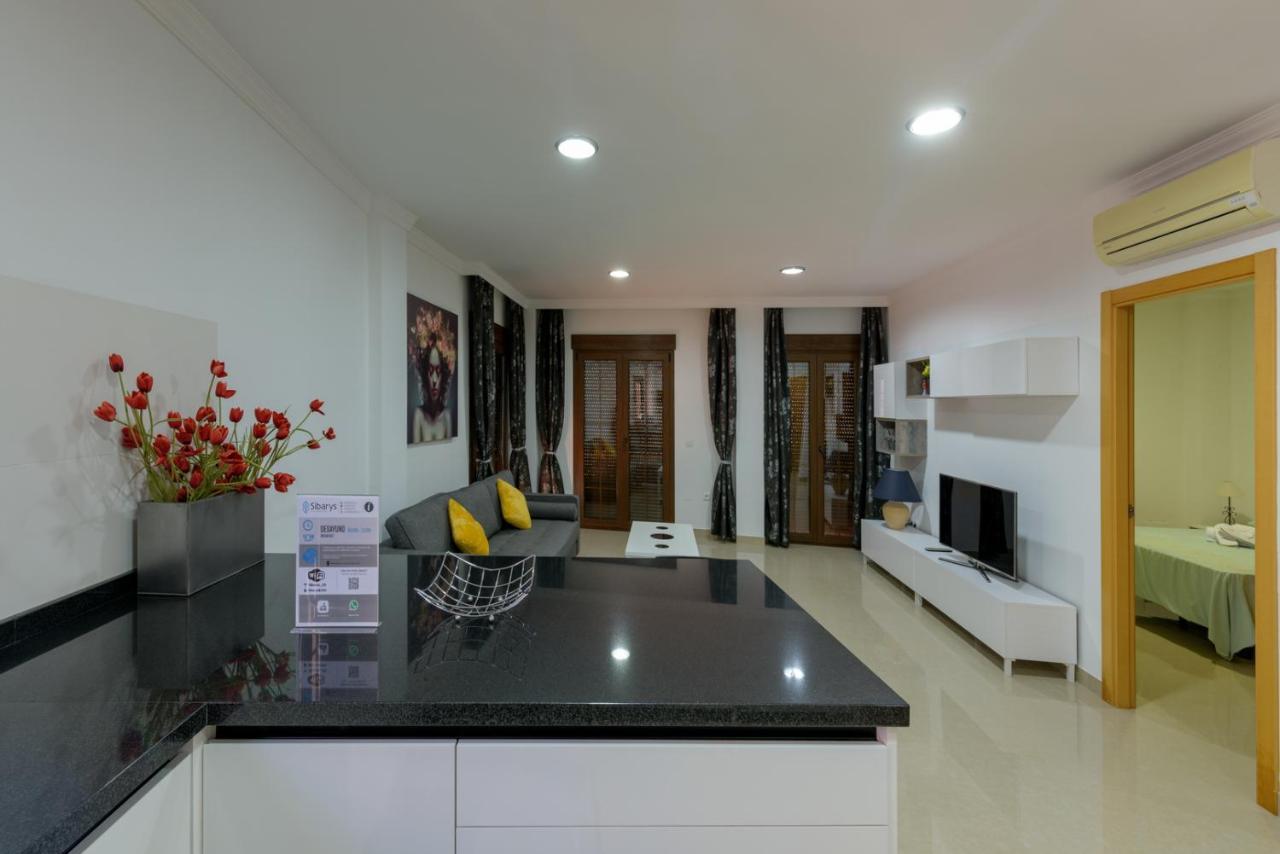 Apartamento Centrico Sibarys - 2 Dormitorios- Calle Pintada 内尔哈 外观 照片